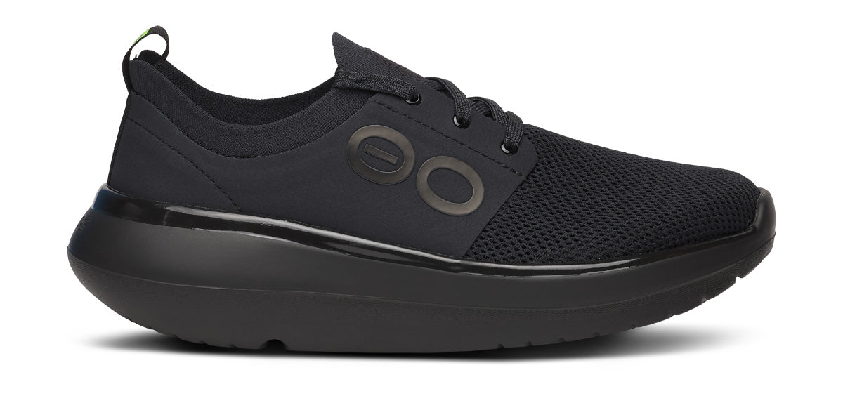 Women's OOmy Stride - Black/Black